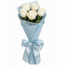 Букет 5 Белых роз Проуд в Угловке