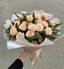 Букет Кремовые розы Латте в Угловке