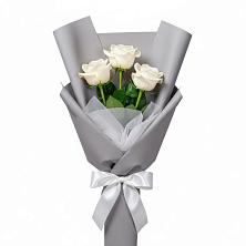 Букет 3 белые розы в Угловке