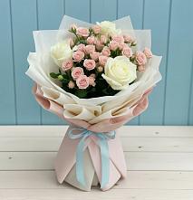 Букет цветов из:  Розы #REPLACE_PRED# Угловке