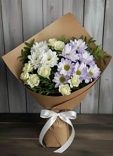 Букет цветов из:  Хризантемы и Розы в Угловке
