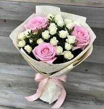 Букет цветов из:  Розы в Угловке