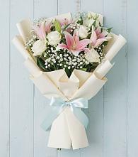 Букет цветов из:  Лилии в Угловке